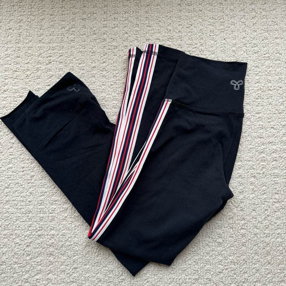Aritzia TNA Black Basic Leggings x2 / Size XS